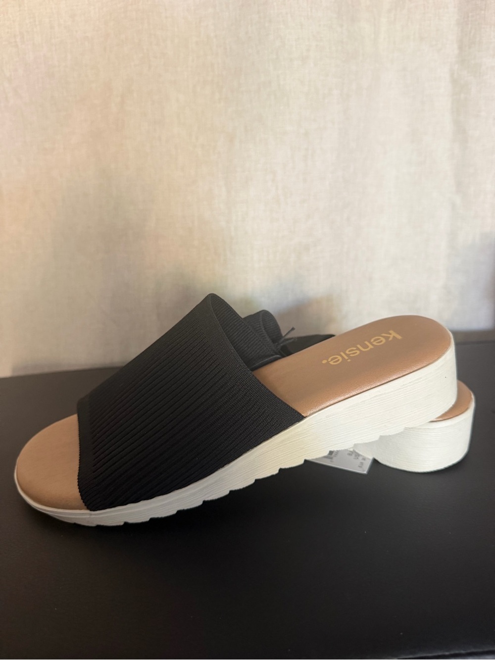 Kensie Ellie Black Knit Wedge Sandals Size 8 NWT